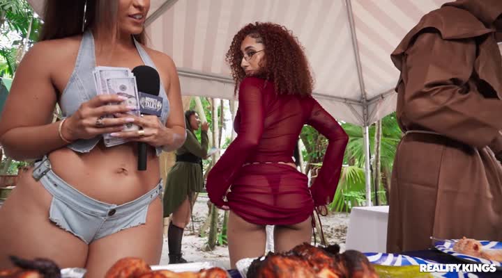 RealityKings   Asteria Jade – Money Talks: Ren Faire