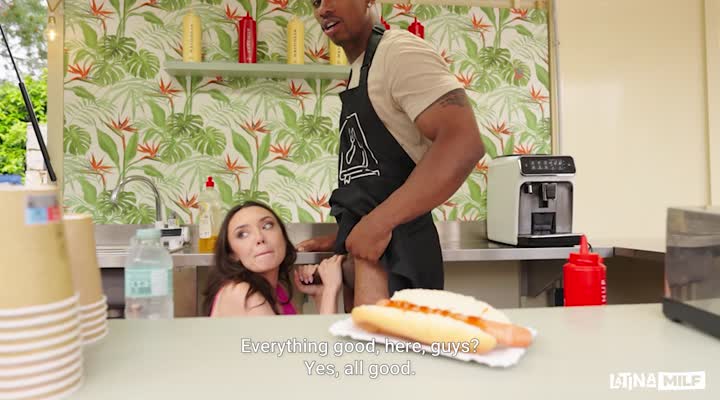 LetsDoeIt   Catherine Knight – Food Truck Hookup (26.06.2025)