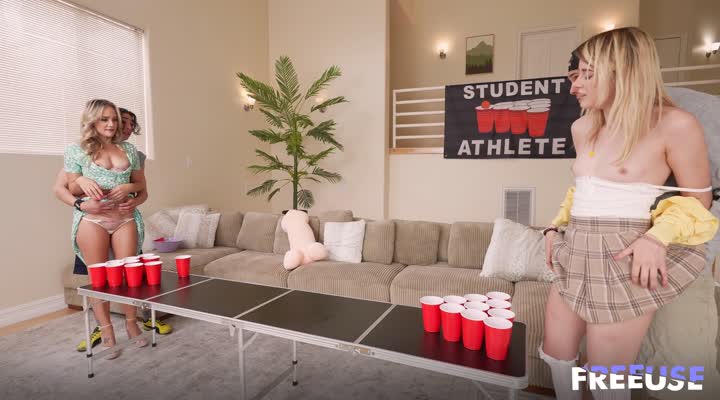 TeamSkeet  Dez Hansen, Rachel Ramsey ( Frat House Rules)